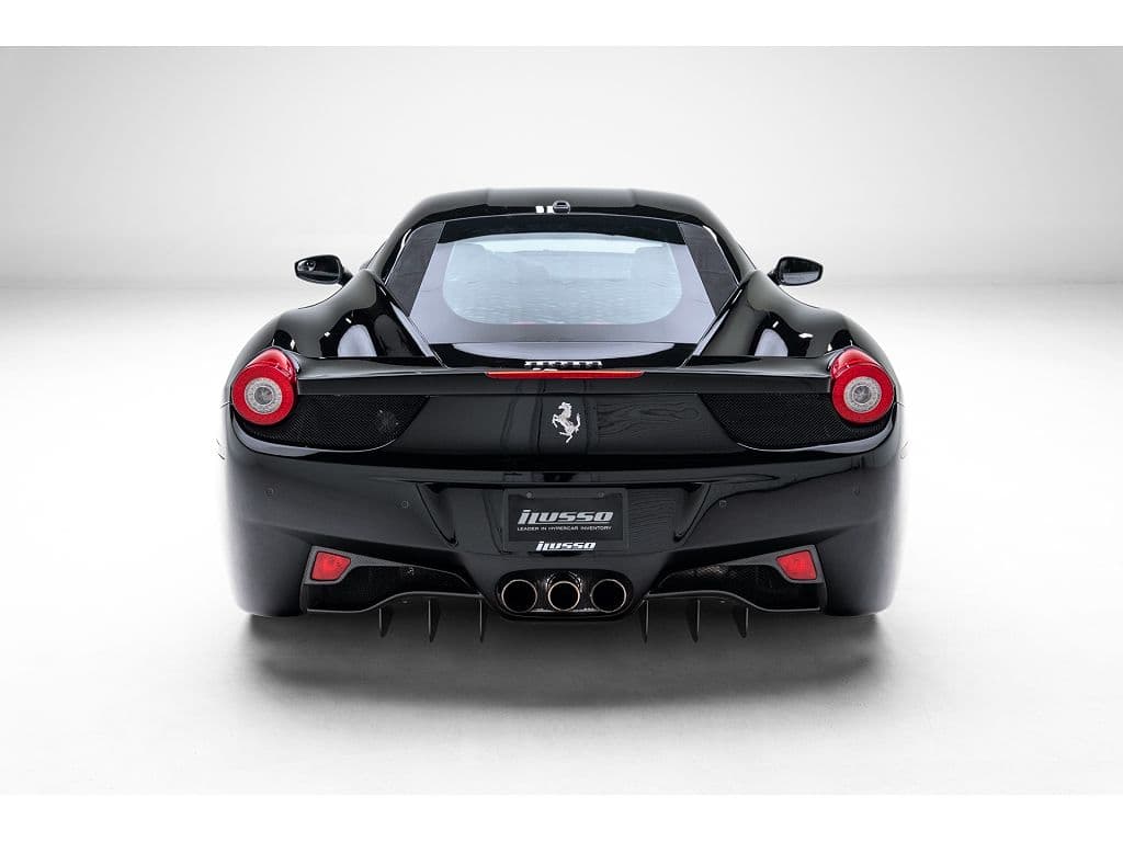 2010 Ferrari 458 Italia, view 3