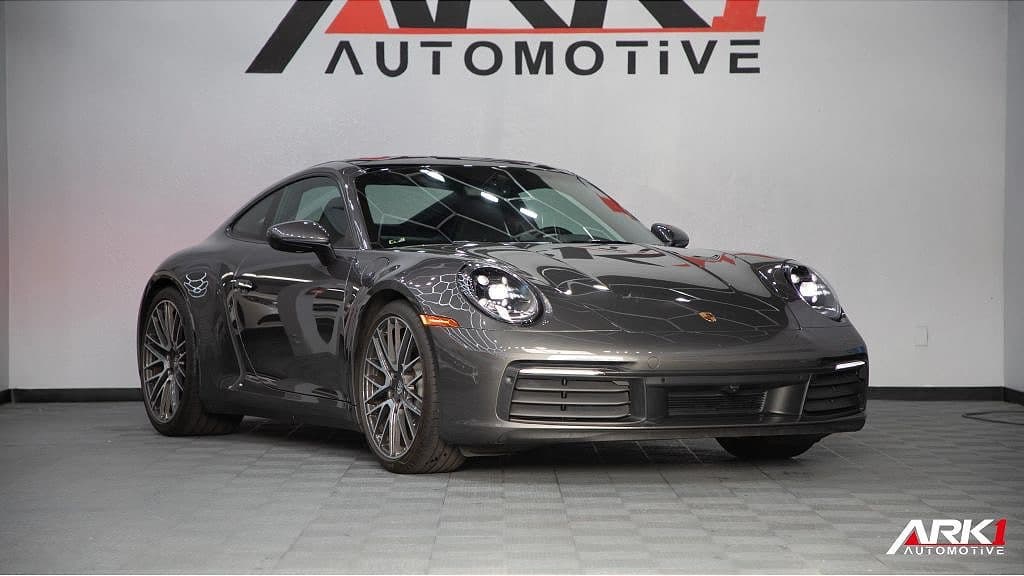 Porsche 911 Carrera