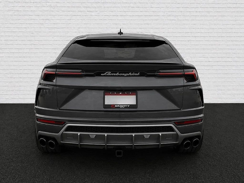 2019 Lamborghini Urus, view 3